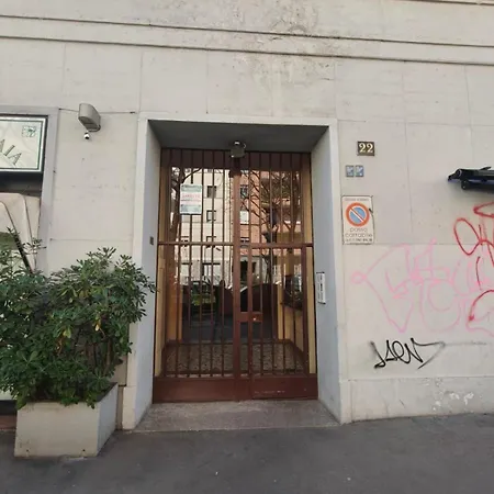 Chic Liberty Flat In Porta Venezia Center, Subway 1 Min, Ac, Wifi Appartamento *