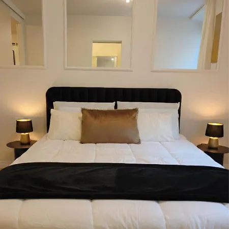 Appartamento Chic Liberty Flat In Porta Venezia Center, Subway 1 Min, Ac, Wifi