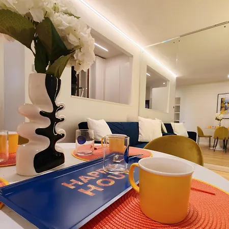 Chic Liberty Flat In Porta Venezia Center, Subway 1 Min, Ac, Wifi Milano