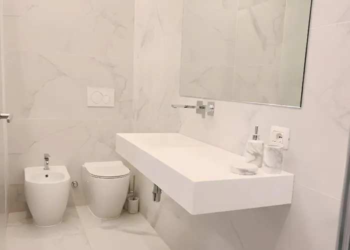 Modern Design In Porta Venezia Duomo With Ac And Wifi